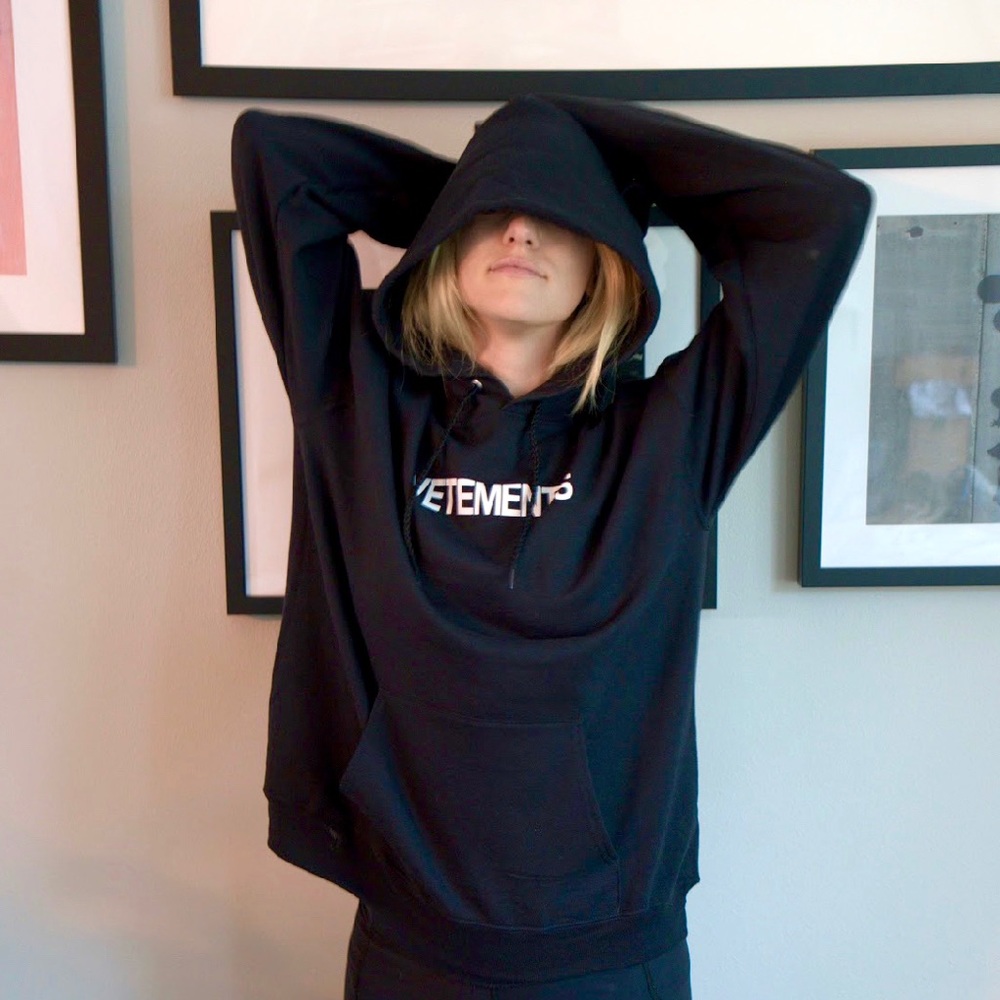 Vetements hoodie (XL)